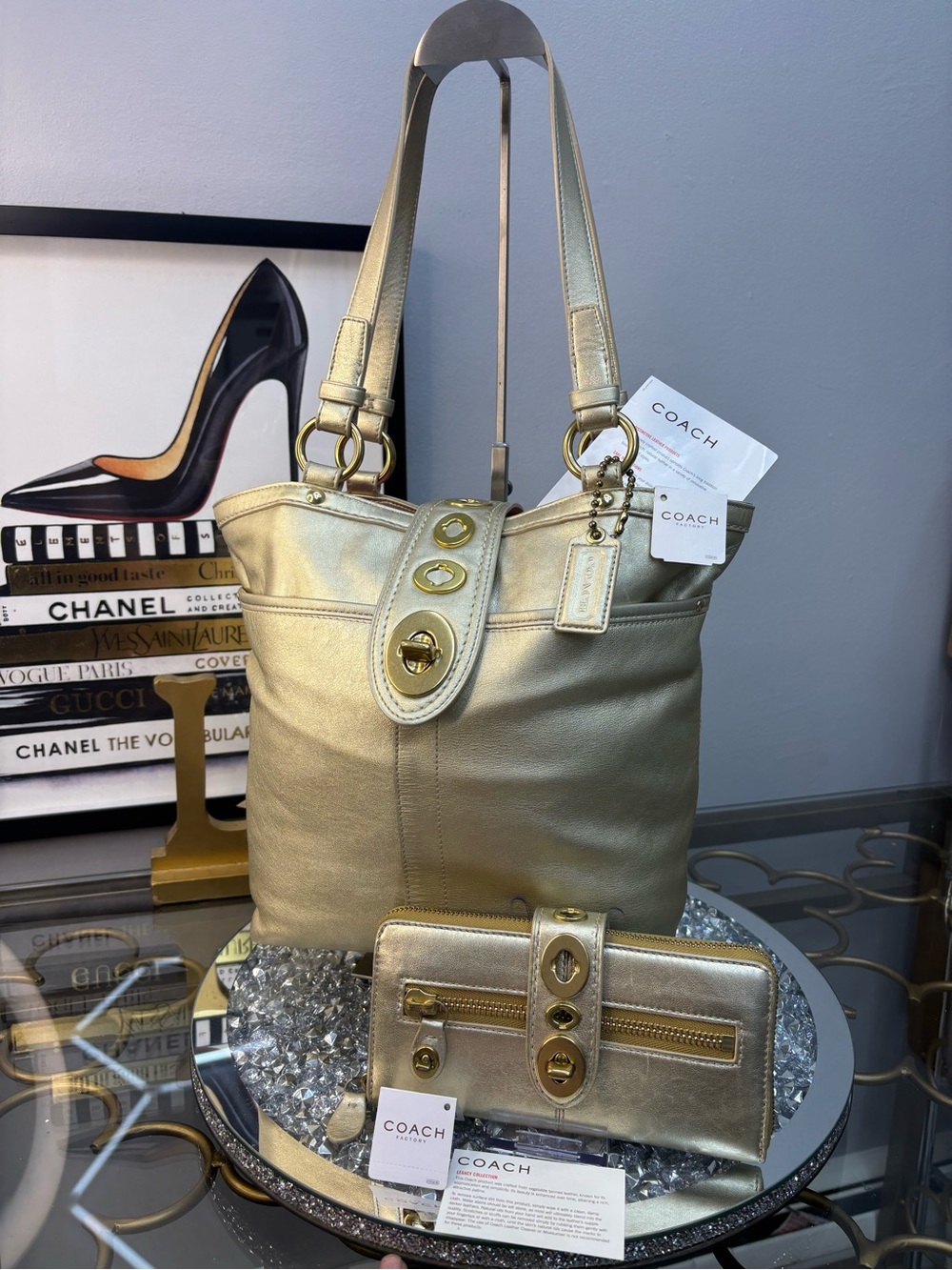 Coach 2009 Lily Legacy Metallic Gold Shoulder Bag w/matching wallet NWOT